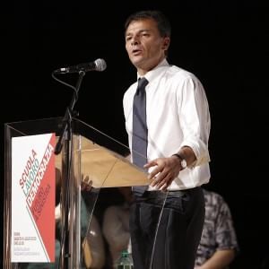 Fassina riunisce ex Pd: "Qui per fare un partito politico"