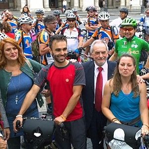 Il giro del mondo di due ciclisti romani