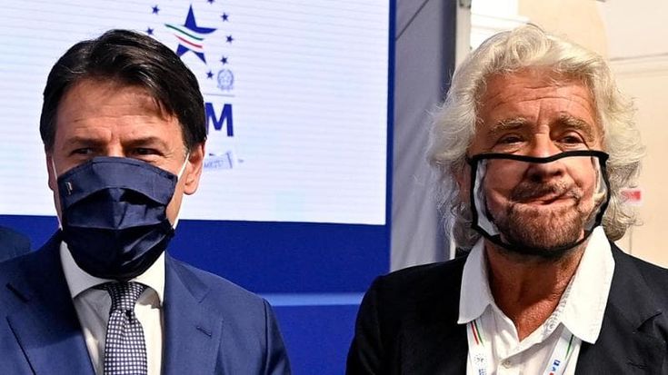 L’irrilevanza crepuscolare di Grillo e del suo “Vaffa”. L’ex premier ultimo bersaglio