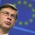 La Ue taglia alle stime di crescita dell'Italia: +0.4% nel 2020. E avverte: 