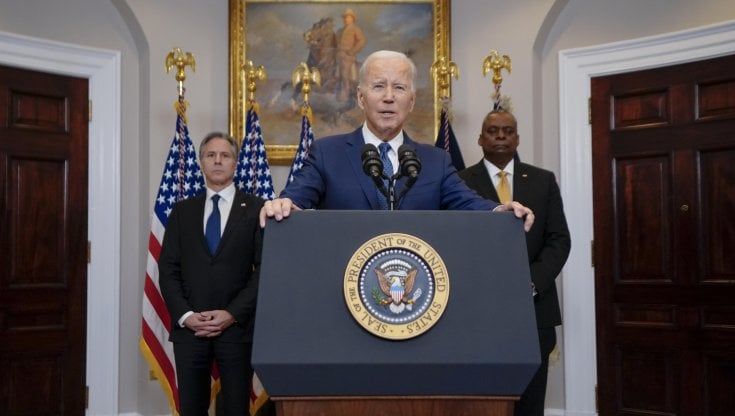 La Nato manda i carri armati a Kiev. Biden: “Siamo uniti a fianco degli ucraini"