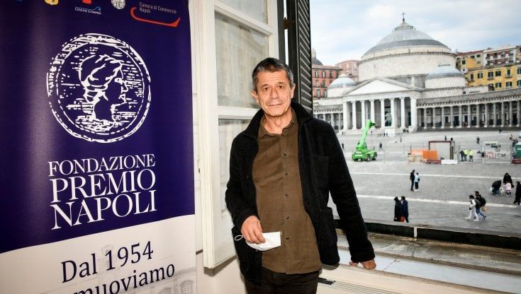 Emmanuel Carrère al Premio Napoli: "Scrivo come un testimone che vuol vedere e sapere fino in fondo"