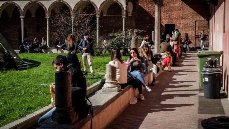 Confcommercio, tra il 2000 e il 2019 persi 2,5 milioni di occupati tra i giovani