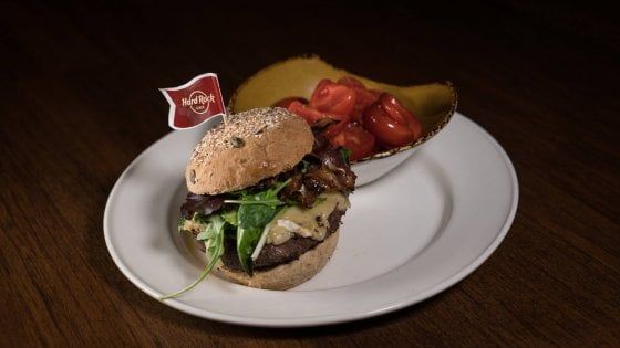 La rivoluzione (gastronomica) dell'Hard Rock Cafè: prodotti freschi, bio e a chilometro zero