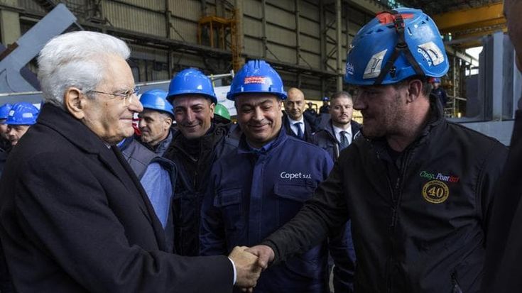 Mattarella fra le navi del Cantiere: “Che lezione dagli operai”