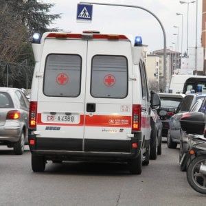 Latina, investita dall'auto guidata da un uomo di 97 anni: muore ciclista