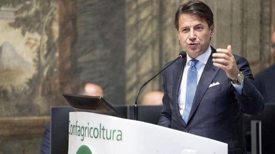 Conte: possibili danni all'Italia dopo il voto della Lega alla Ue