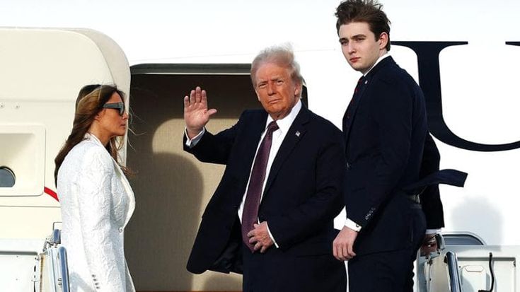 L’allarme sul figlio di Trump: “Barron vive come un recluso, teme per la propria vita”