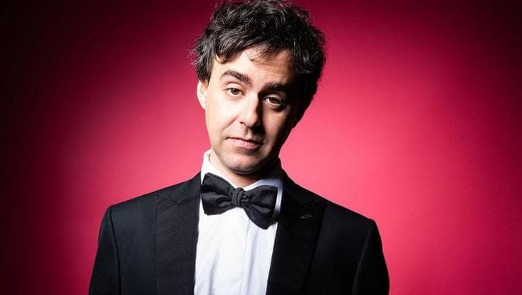 Luca Ravenna: “Il vero show sono i nostri eterni difetti”