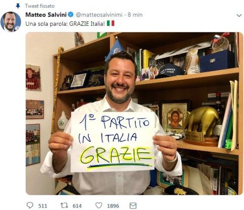 Salvini posta la foto: "Primo partito in Italia". E sui social è gara di meme e caccia al dettaglio 