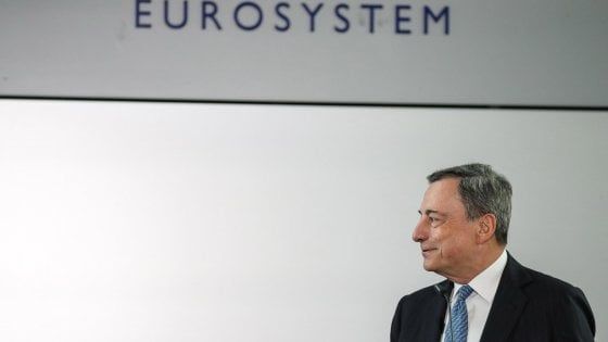 Bce: "Aumento degli spread per l'incertezza politica in Italia"