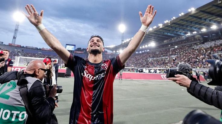 Riccardo Orsolini eroe di Napoli dopo il gol all'Inter. I tifosi si scatenano: “Ti aspettiamo qui”