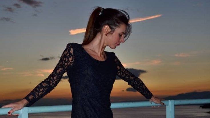 Alice Scagni, uccisa dal fratello con diciassette coltellate: da tempo lui perseguitava la famiglia chiedendo soldi 