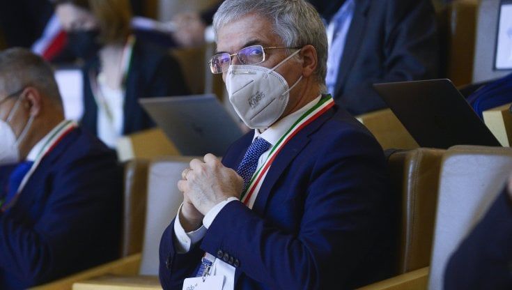 Poveri “dimenticati”, i sindacati al governo: ampliare la no tax area