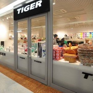 Bari, in stazione Centrale un supermarket aperto 7 giorni su 7. "E poi il negozio Tiger"