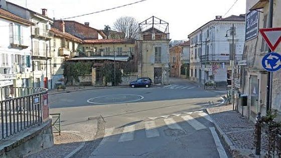 Cavoretto, arrivano 25 profughi: il borgo chic della collina è in subbuglio 