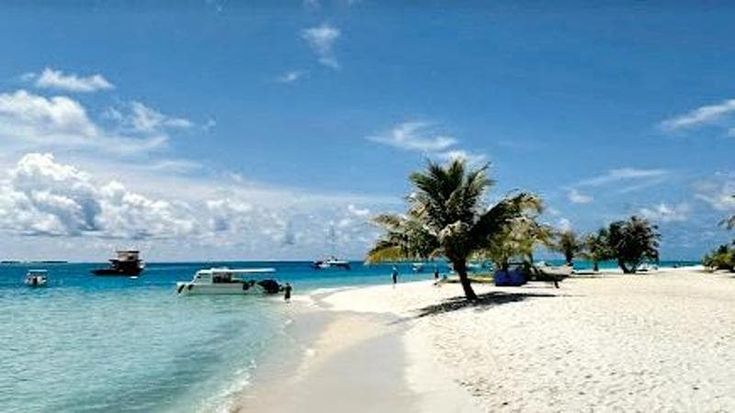 Maldive. “Si sono persi nella grotta”, cresce l’ipotesi incidente. Verifiche su brevetti e permessi