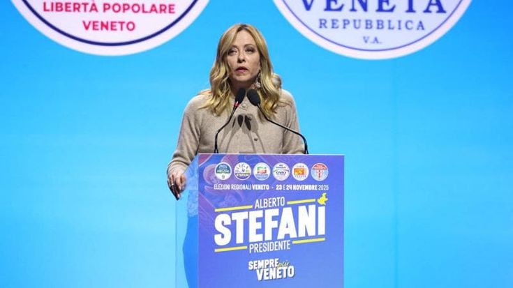 Meloni in Veneto per Stefani attacca Prodi, sinistra e Cgil: “Basta inciuci, dureremo fino al 2027”
