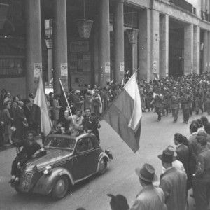 La citt&agrave; era ferita in quel '44