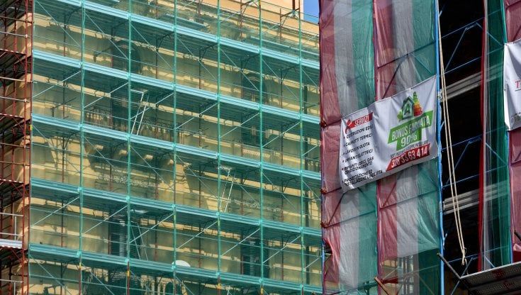 Crediti fiscali, riparte la cessione alle Poste. Novità e scadenze dopo le ultime norme del governo