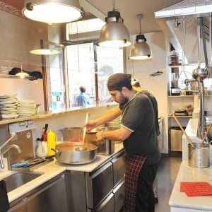 Adesso nella Cambusa non c'è solo pesce, anche polpette e brasati