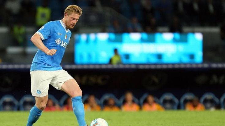 Napoli, ritornano Hojlund e Politano.Il jolly in attacco è De Bruyne