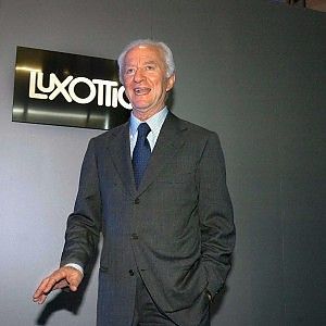 Ribaltone al vertice Luxottica: Cavatorta lascia, sale Vian. Il titolo crolla
