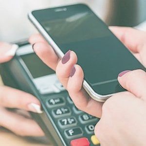 Pagamenti online, PayPal batte tutti