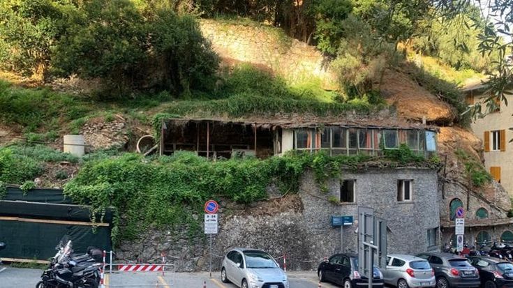 Portofino, l’ultima avventura di Raggio presentata al Teatrino è il progetto del Cavalluccio : centro multifunzionale su 8 piani, 2 sotterranei con 340 parcheggi, e un centro medico d’emergenza, con eliporto