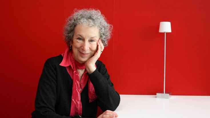Margaret Atwood è già candidata al Booker con il sequel del “Racconto dell’ancella”