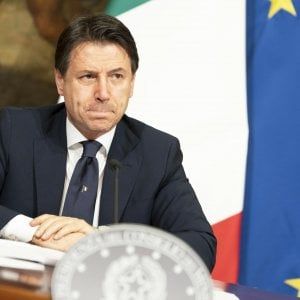 Gioco pubblico in piazza per manifestare contro le chiusure imposte dal governo