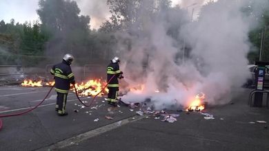 Francia, protesta studenti tra cassonetti a fuoco e cortei pacifici: "A scuola topi e scarafaggi"