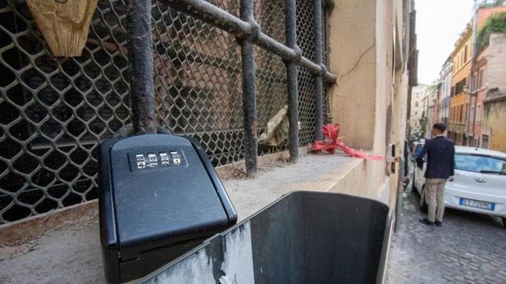 Giubileo, stretta sugli affitti brevi. Gualtieri: “Ora vogliamo rimuoverli”