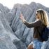 Roaming in vacanza, cosa cambia nel 2026: più giga all'estero, ma non per tutti