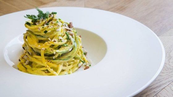 Roma, la cucina flexitariana di Fiore, tra sapori d'Italia e gusto crudo