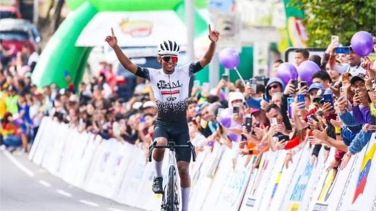 Il ciclismo resiste in Venezuela: la Vuelta al Tachira cerca un’impossibile normalità