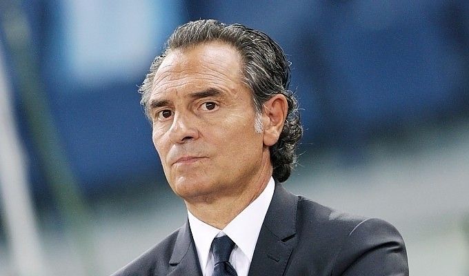 Nazionale, Prandelli accusa: "In Italia il calcio &egrave; diventato un'ossessione"