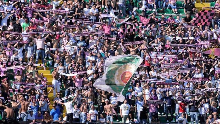 Passione rosanero nella notte dei 30 mila: tutto esaurito per Palermo - Triestina