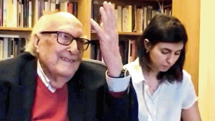 L’intervista: “Nonno Camilleri ormai cieco mi ha dettato l’ultimo libro. Recitava, era teatro”
