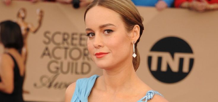Brie Larson, sguardo intenso e curiosità. La favorita all'Oscar: "Nei film cerco sincerità"