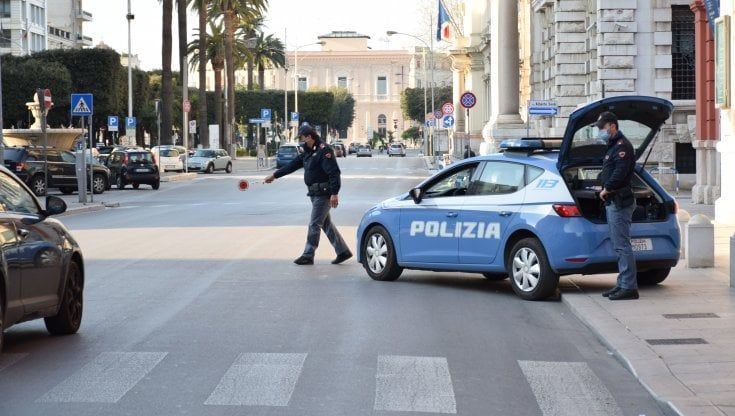Puglia in zona rossa almeno fino al 20 aprile: dilaga la variante inglese. Taranto seconda provincia più colpita d'Italia