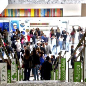 Milano: crediti e soldi, premiati gli universitari che fanno volontariato. Il cacciatore di teste: "Piace alle aziende”