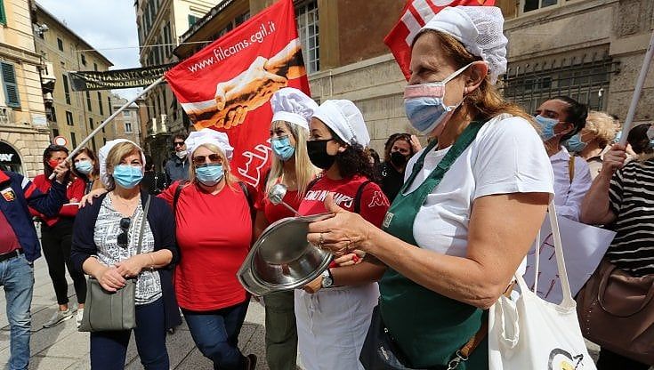 Stop licenziamenti, proposta Pd: "Altre 13 settimane di Cig Covid e accordo con i sindacati"