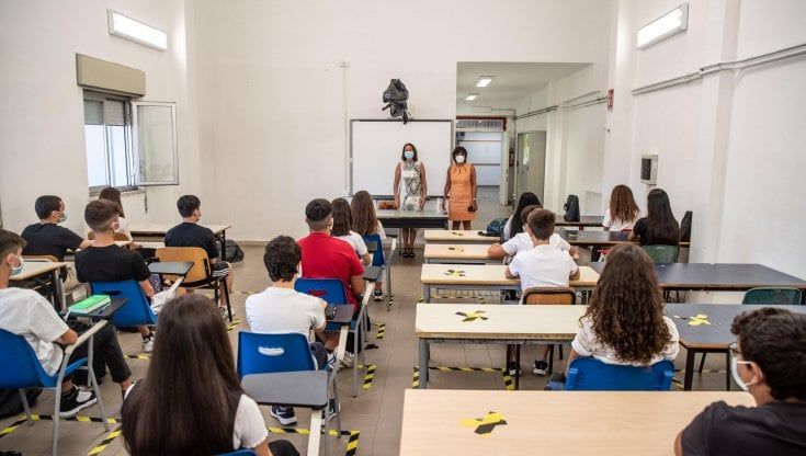 Scuola, scrutini anticipati dal primo giugno: a breve l'ordinanza del ministero