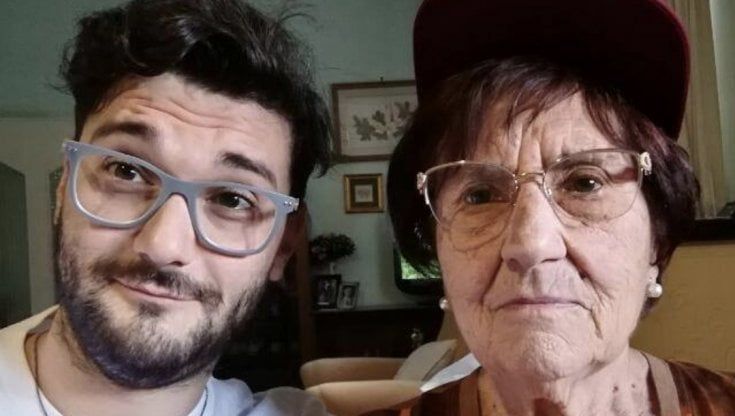 Beppe di Casa Surace: "La mia Rosetta, una nonna del Sud con la valigia: non ha mai giudicato nessuno"