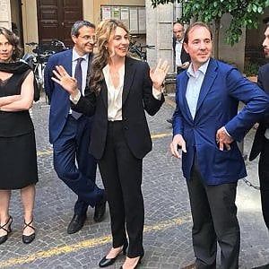 Dipendenti pubblici, calano i giorni di malattia. Ma nella Pa i lavoratori rimangono anziani e con poca formazione