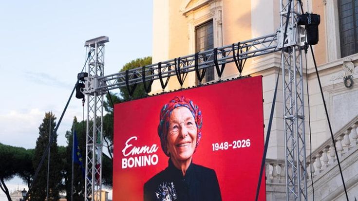 Emma Bonino, funerali di Stato in Campidoglio. Prodi: “La battaglia per i deboli sua stella polare”