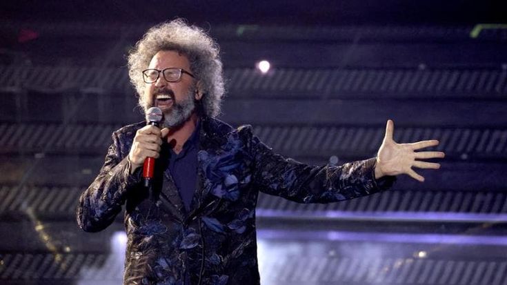 Simone Cristicchi, la malattia e l’autofiction che sbarca a Sanremo