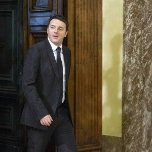 Colle e legge elettorale, Renzi avverte Berlusconi: "Se si sfila dalle riforme &egrave; fuori da ogni partita"