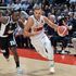 Basket, serie A: la Virtus Bologna rimonta Venezia e tiene il passo di Sassari